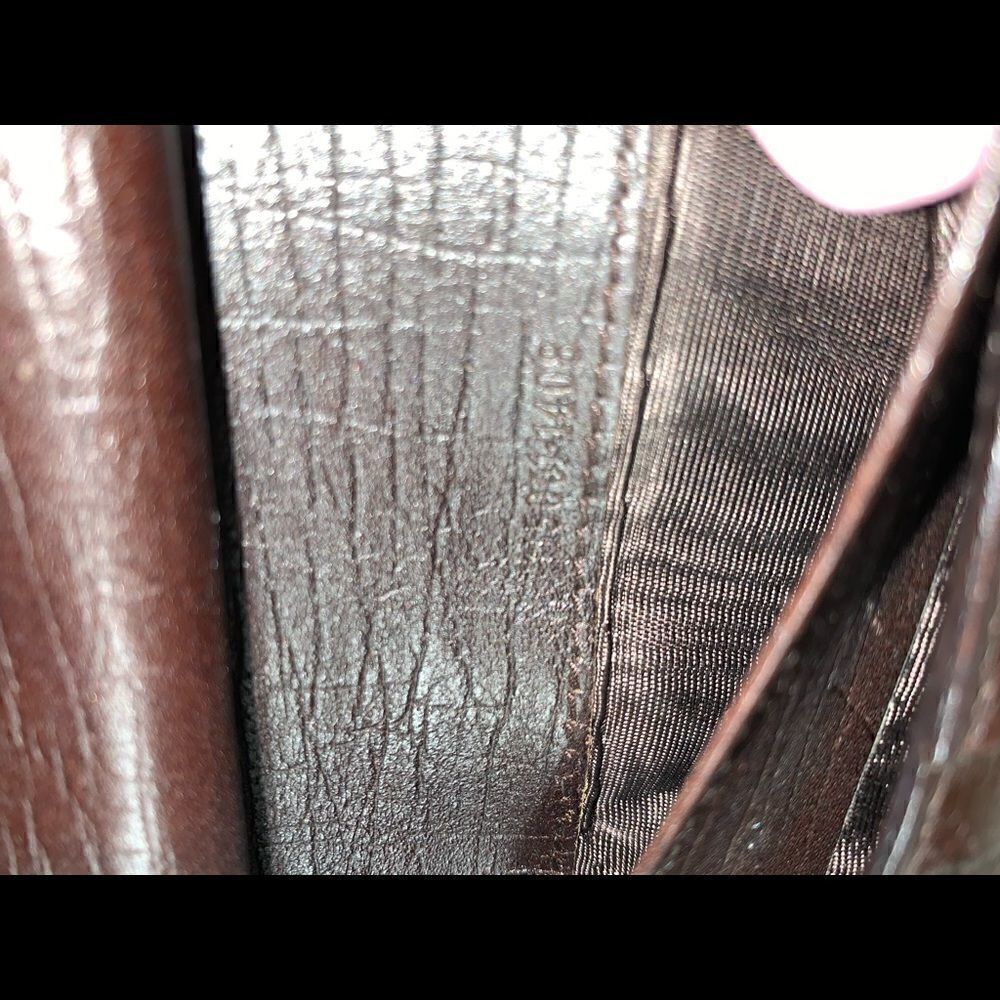 Authentic GUCCI GG Logo Kisslock Wallet - Picture 11 of 13